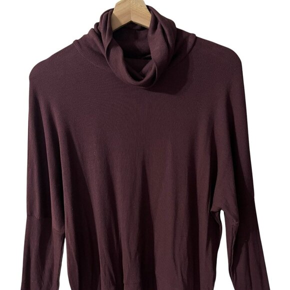 Bobi Ficus Ribbed Sweater Top Size Large Pullover Turtleneck Brandy Red Slit Hem - Picture 3 of 8
